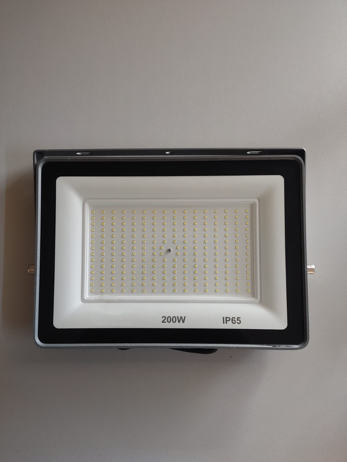 200W FLOOD LIGHTS
