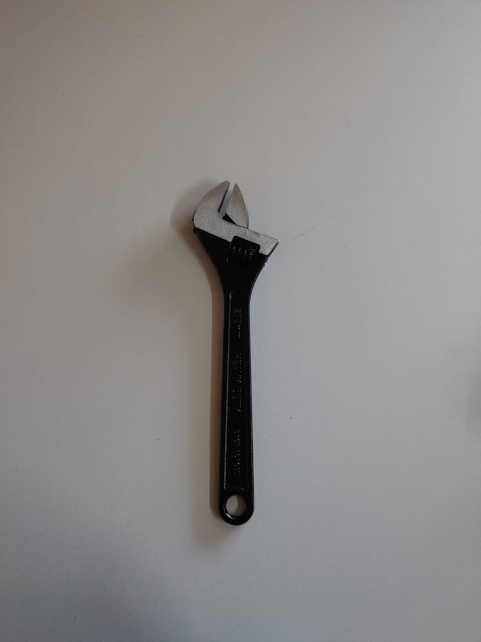 ADJUSTABLE SPANNER