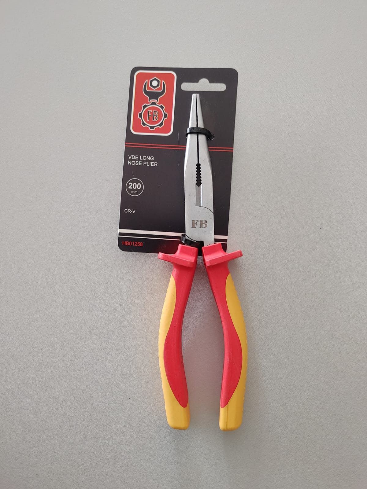VDE LONG NOSE PLIER