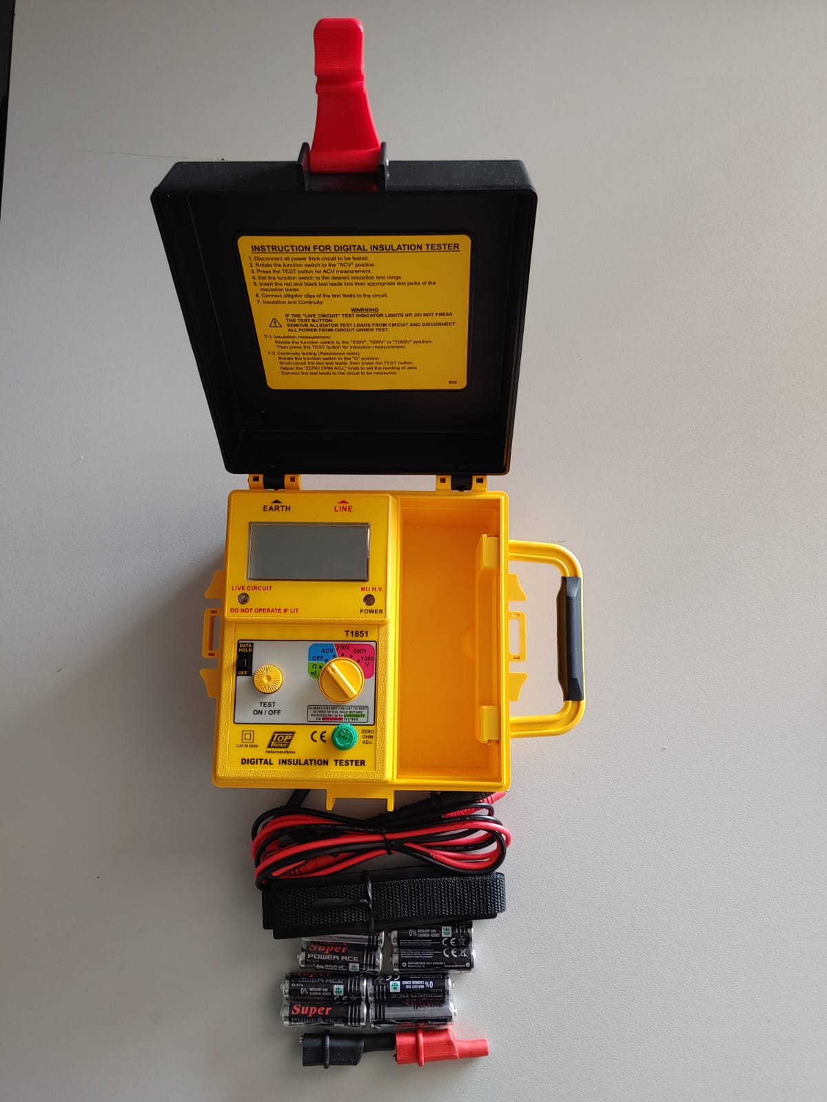 T1851 INSULATION TESTER DIGITAL